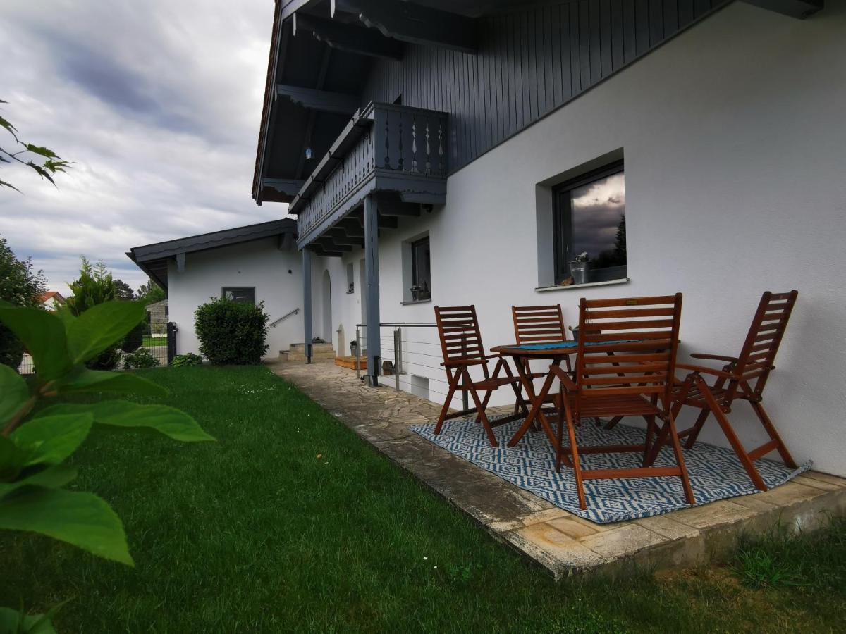 Chiemseeliebe Apartment *